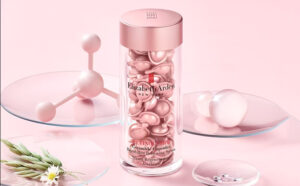 Elizabeth Arden Retinol HPR Ceramide Capsules Rapid Skin Renewing Serum