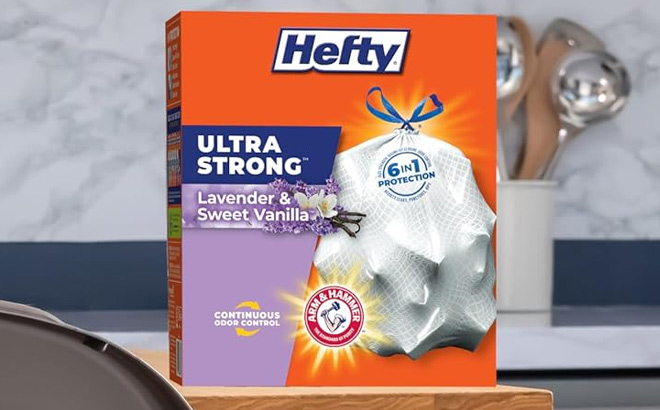 Hefty Ultra Strong 13 Gallon Trash Bags in Lavender Sweet Vanilla Scent