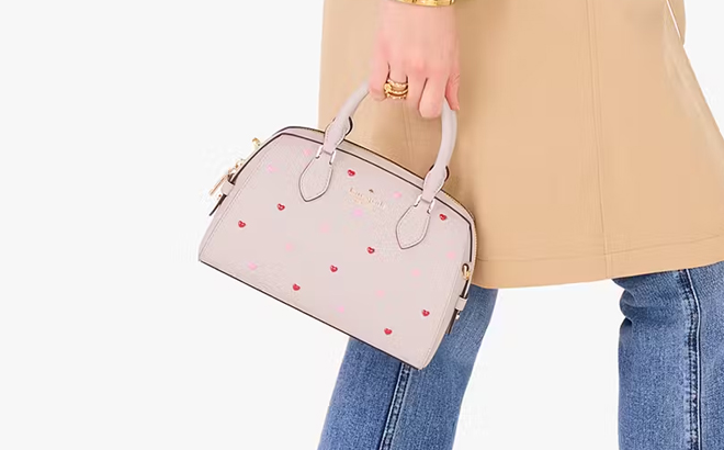 Kate Spade Outlet Madison Heart Studs Small Dolly Duffle