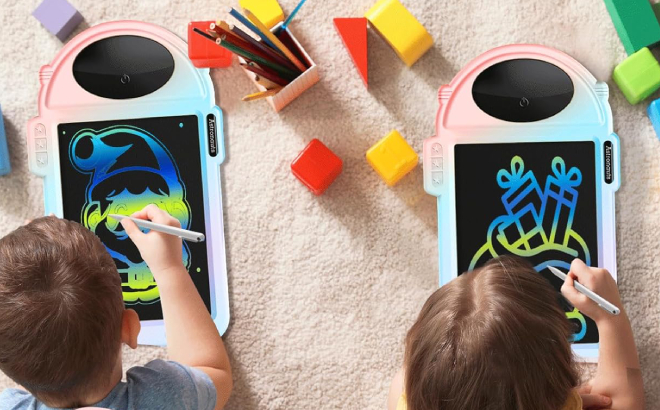 Kids Drawing on a LCD Writing Tablet