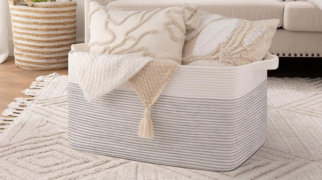 Large 90L Blanket Basket