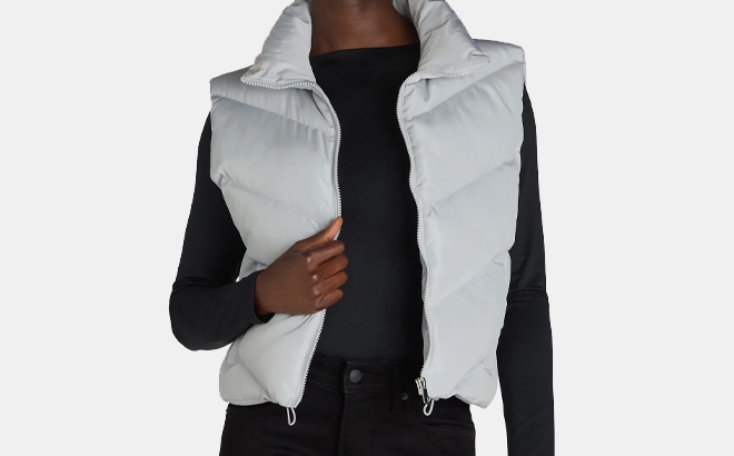 Liv Lottie Womens Cropped Puffer Vest in Silver