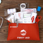 Qio Chuang Small First Aid Kit