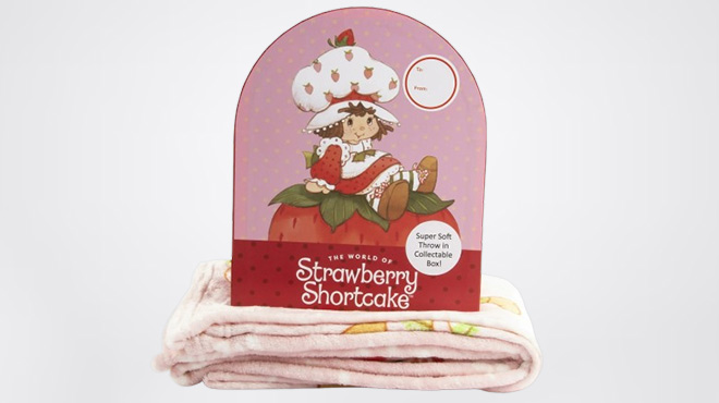 Strawberry Shortcake Shaped Box Throw Set