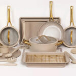 Thyme Table 32 Piece Non Stick Cookware Bakeware Set