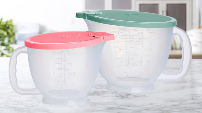 Tupperware 2 Piece Pitcher Set