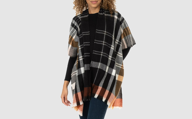 Vince Camuto Oversized Plaid Printed Feather Topper