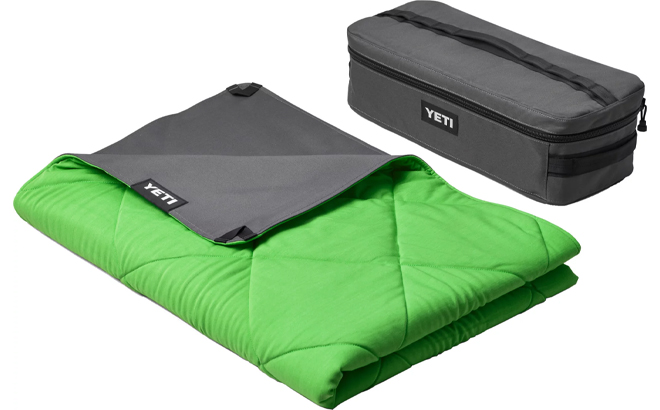 YETI Lowlands Blanket in Green